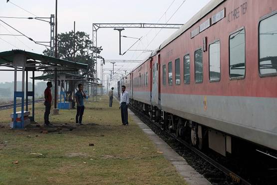 गरीब रथ में भी चढ़ना होगा महंगा, इस वजह से बढ़ सकता है किराया