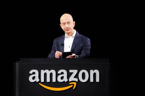 रिलायंस से 8 गुना बड़ी कंपनी बनी अमेजॉन, जेफ बेजोस सबसे अमीर