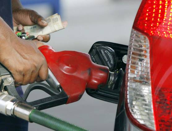 पेट्रोल पंप पर हो रही है ठगी, इन 4 तरीकों से खुद को बचाएं