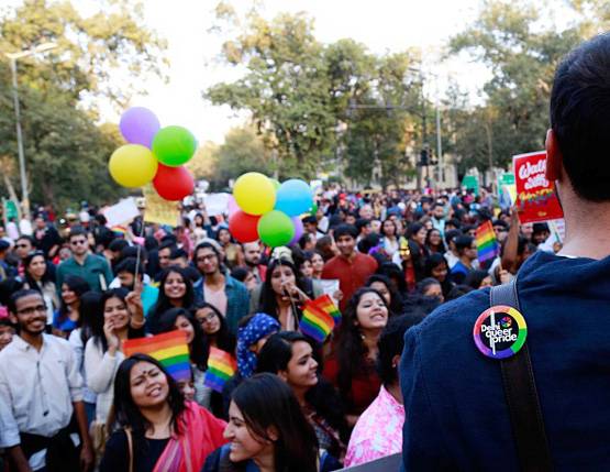 धारा 377: जानिए रामदेव से लेकर सियासी दलों तक किसकी क्या है राय