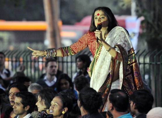 धारा 377: जानिए रामदेव से लेकर सियासी दलों तक किसकी क्या है राय