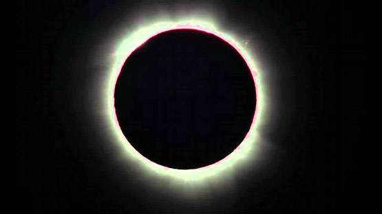 सदी का सबसे लंबा चंद्रग्रहण, जानें ग्रहण पर क्या कहता है इस्लाम?