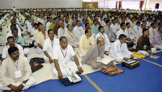 कश्मीर से GST, मोदी सरकार के इन फैसलों में दिखा RSS का दखल