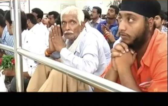 क्या है शिरडी में दीवार पर उभरे साईं के चेहरे की सच्चाई?