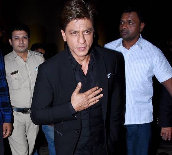 प्रफुल्ल पटेल की बेटी के र‍िसेप्शन में पहुंची ईशा अंबानी, सलमान-कटरीना