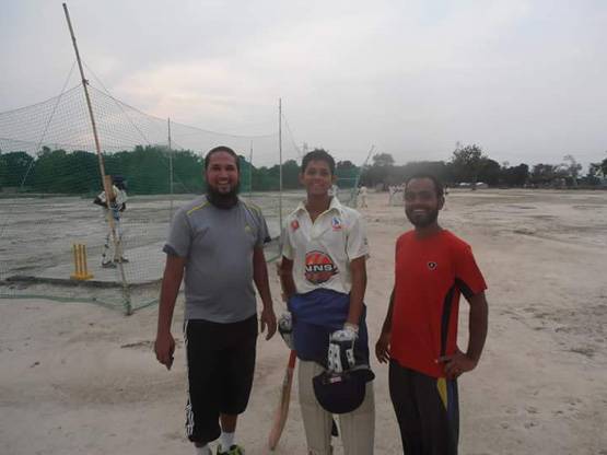 टेंट में रहा, भूखे पेट सोया, गोलगप्पे बेचे, अब U-19 में हुआ सिलेक्ट