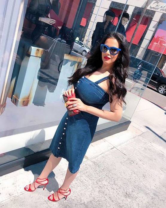 क्या एक्ट्रेस बनेंगी संजू की बेटी त्रिशाला? दिया यह जवाब