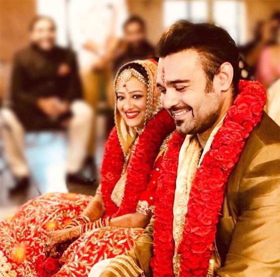 शादी के तुरंत बाद महाक्षय ने कराया फोटोशूट, तस्वीरों में दिखे मिथुन