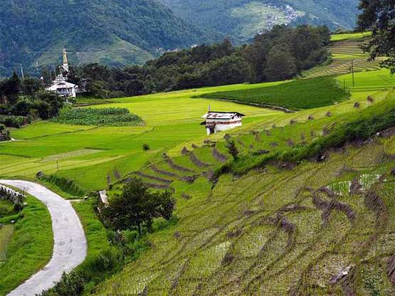 बरसात का मौसम खत्म होने से पहले जरूर घूम लेनी चाहिए ये जगहें