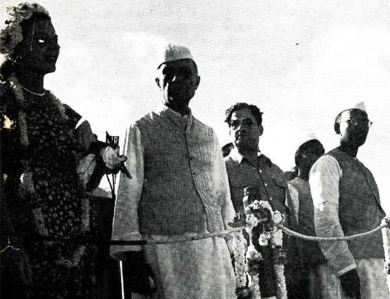 जब भारत मना रहा था आजादी का जश्न तब उपवास पर बैठे थे गांधी!