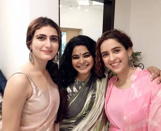 दंगल गर्ल और फैमिली के साथ आमिर ने मनाई ईद, देखें तस्वीरें