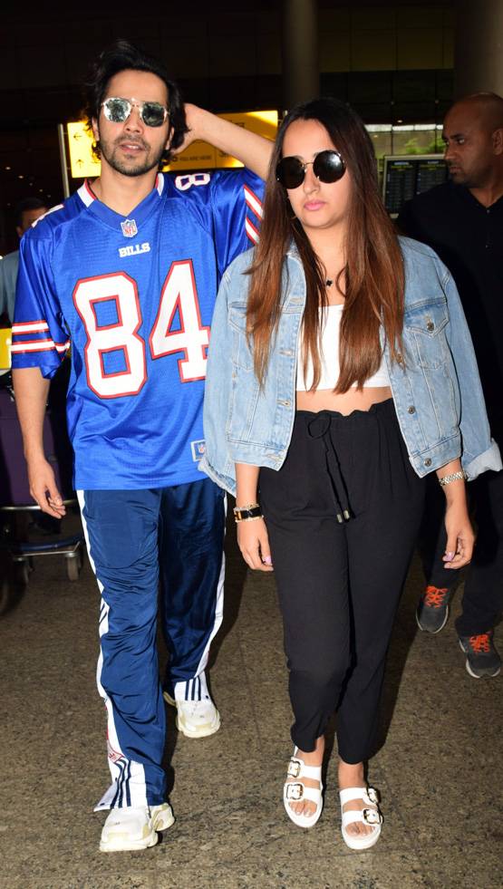 लंदन हॉलीडे से 'गर्लफ्रेंड' संग लौटे वरुण धवन, एयरपोर्ट पर हुए स्पॉट