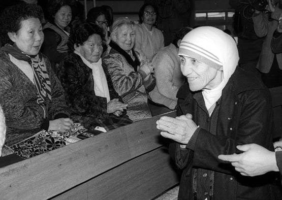 'मदर टेरेसा' जवाब देकर प्रियंका चोपड़ा बनी थीं मिस वर्ल्ड