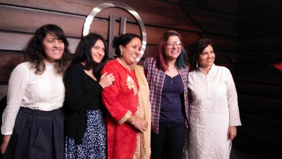 कामवाली बाई बनी कॉमेडियन, अमीर मालकिनों का मजाक बनाकर हुईं हिट