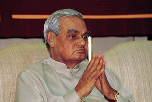 जब बैलगाड़ी से संसद पहुंचे थे वाजपेयी, इंदिरा को दी थी चुनौती