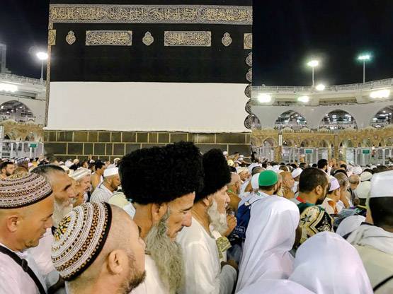 क्या है आब-ए-ज़मज़म, हज पर जाने वाले मुसलमान क्यों लाते हैं साथ?