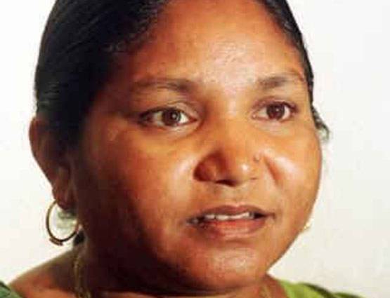 फूलन देवी: जानें- क्यों 22 ठाकुरों को लाइन में खड़ा कर मारी थी गोली