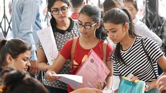 DU: 7वीं कटऑफ जारी, गार्गी, हिंदू, हंसराज और किरोड़ीमल कॉलेज में मौका