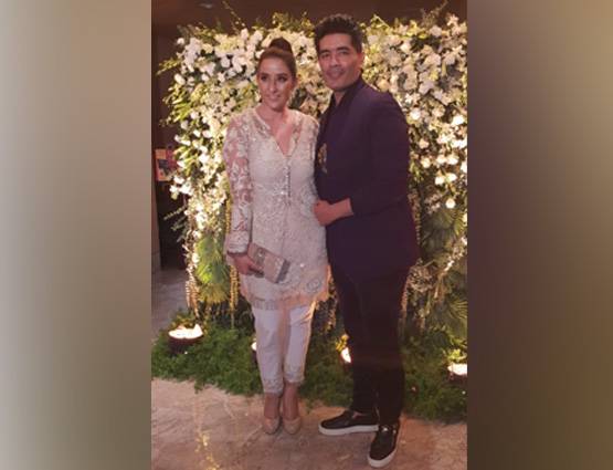 PHOTOS: बर्थडे पार्टी में मनीषा को रेखा ने ऐसे दिया आशीर्वाद