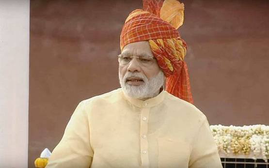 मोदी ने पहना लाल बंधेज किनारी वाला भगवा साफा, PHOTOS