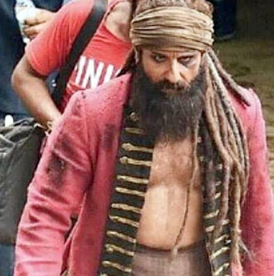 नागा साधु के रोल में सैफ की तस्वीरें Leak, पहचानना मुश्किल