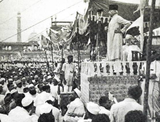 जब भारत मना रहा था आजादी का जश्न तब उपवास पर बैठे थे गांधी!