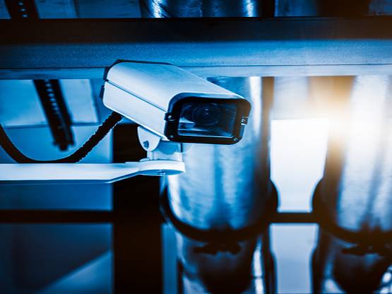 ऑटो ड्राइवर की बदसलूकी, गंदी हरकत के बाद रास्ते में उतारी पैंट