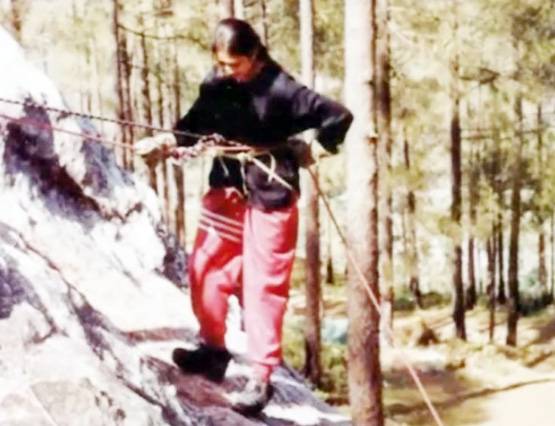 बचपन और टीनेज में ऐसी दिखती थीं दिव्यांका त्रि‍पाठी