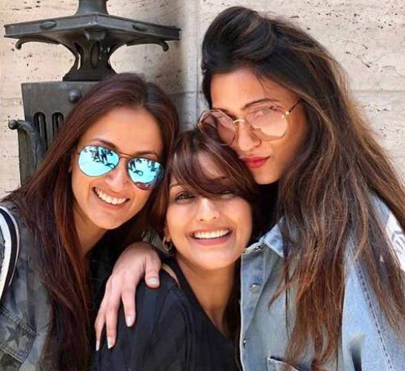 सुजैन ने शेयर की सोनाली की लेटेस्ट तस्वीरें, ल‍िखा इमोशनल पोस्ट