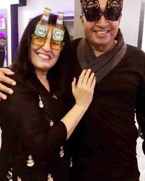 भोजपुरी एक्ट्रेस आम्रपाली के ये हैं अजीज दोस्त, देखें Photos