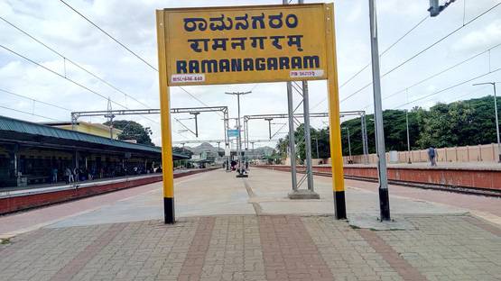 43 साल पहले यहां बसा था शोले का रामगढ़ गांव, अब घूमने आते हैं लोग