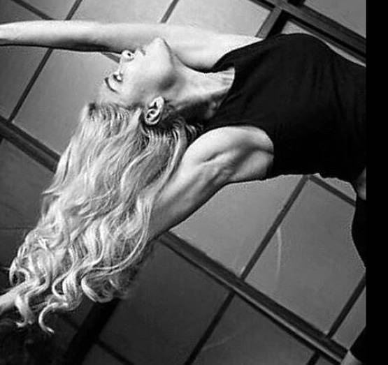 लीजा हैडन का लेटेस्ट फिटनेस फोटोशूट, देखें तस्वीरें