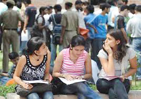 JEE, NEET और NET के लिए 2019 से मिलेगी 'फ्री कोचिंग'