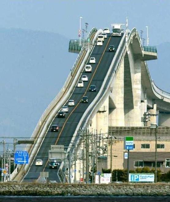 ये हैं दुनिया के ऐसे अनोखे पुल, जिन्हें देखकर थम जाती हैं सांसें