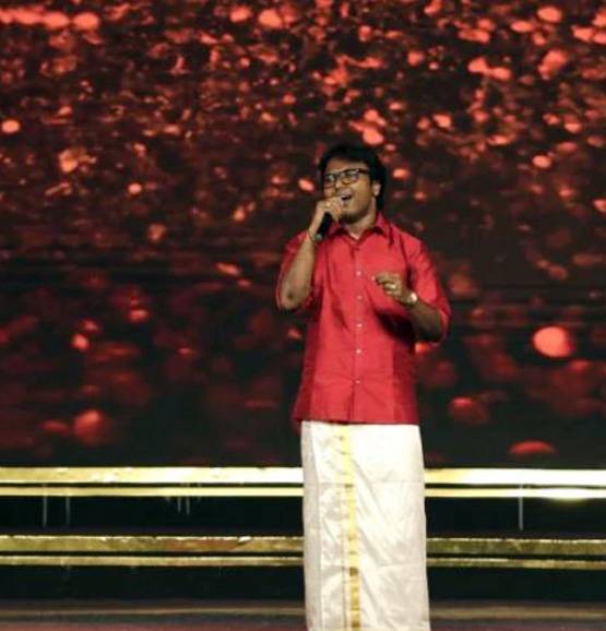 साउथ स्टार समांथा फिल्म के ऑडियो लॉन्च पर छाईं, PHOTOS