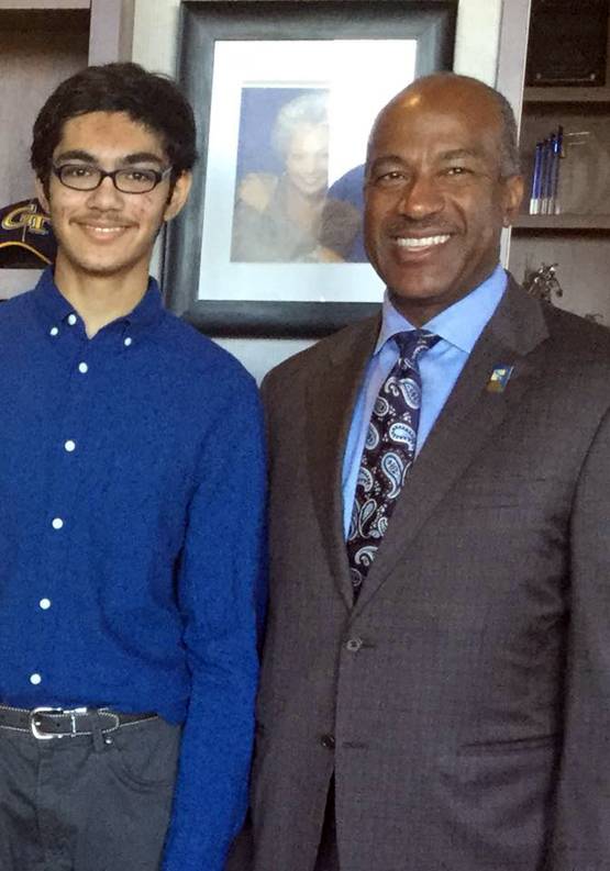 जानें- कौन है ये लड़का जो 15 साल की उम्र में करने जा रहा है PhD