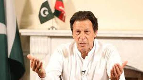 लड़कियों के बीच रहे मशहूर, कुछ ऐसी है PAK PM इमरान की जिंदगी