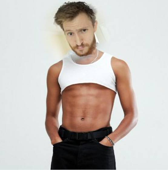 अब लड़कों के लिए आए आधी बनियान से भी छोटे क्रॉप टॉप!