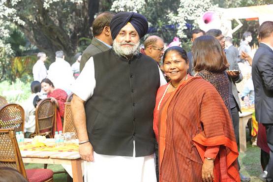 चुनावी चंदा: AAP, JDS के अच्छे दिन, शिवसेना को बड़ा झटका