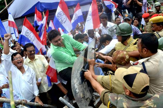 चुनावी चंदा: AAP, JDS के अच्छे दिन, शिवसेना को बड़ा झटका