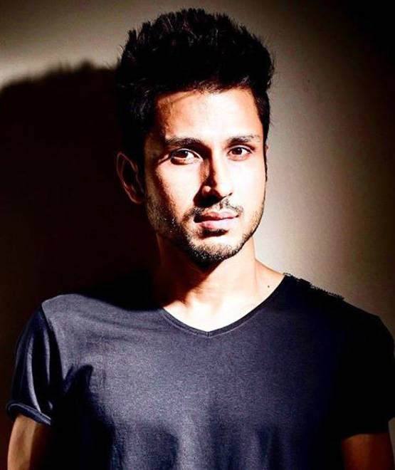 PHOTOS: टीवी या फिल्में नहीं, वेब सीरीज से फेमस हो रहे ये सितारे