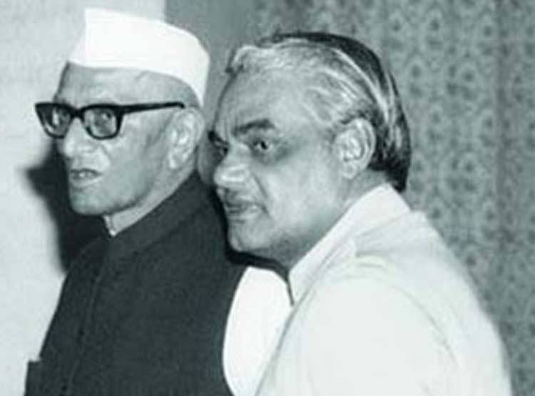 ऐसा है अटल बिहारी वाजपेयी का परिवार, जानें दत्तक पुत्री के बारे में