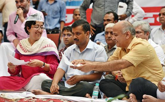 AAP नेता आतिशी ने हटाया 'मार्लेना' सरनेम, बताई ये वजह