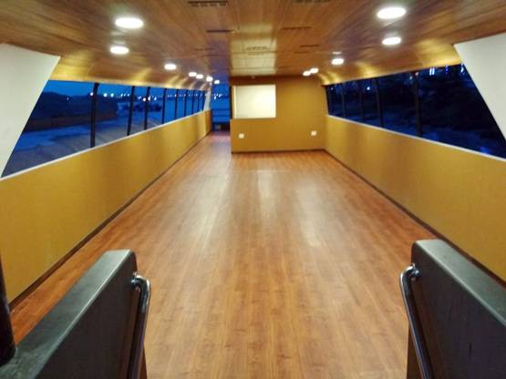 अब बनारस में लग्जरी क्रूज से कर सकेंगे सैर, इतना होगा किराया