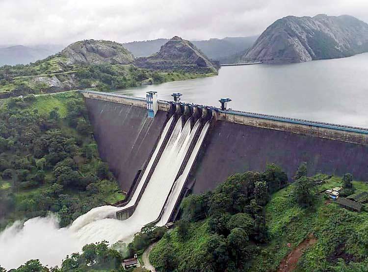 केरल में आफत बनी बारिश, 39 की मौत, हजारों लोग बेघर