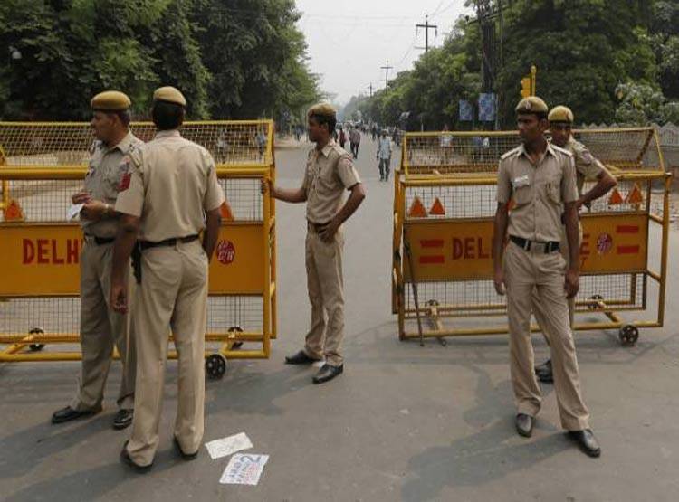 गाड़ी साफ कराने से खफा कैदी तिहाड़ से भागा, फिर लौट भी आया