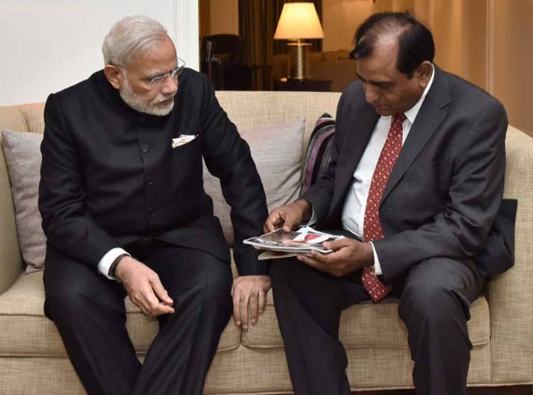 पुजारी जो बना अरबपति बिजनेसमैन, ज्योतिष ने ऐसे बदली किस्मत