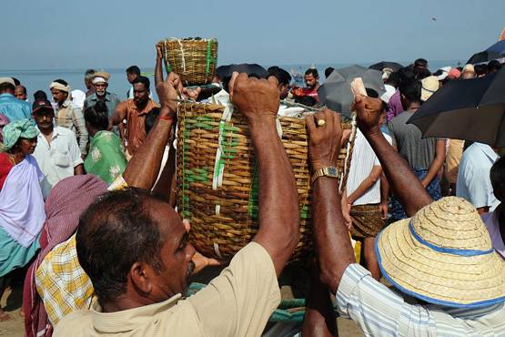 केरल में 10 लाख मछुआरे, बाढ़ में फंसे लोगों के लिए बने जीवनरक्षक