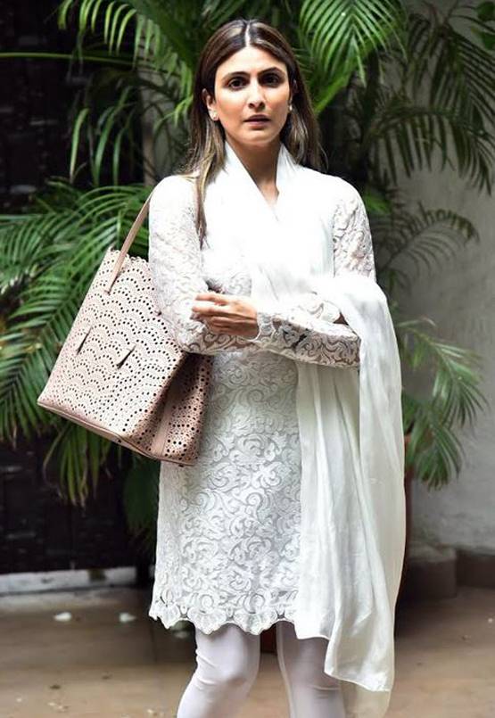 बिग बी के समधी का अंतिम संस्कार, अभिषेक के साथ दिखे ऋषि कपूर