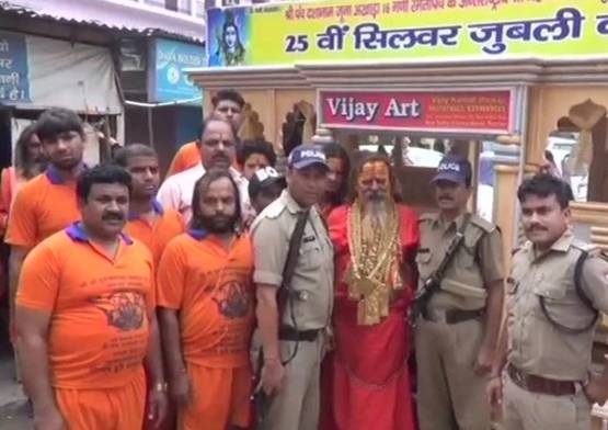 ...20 किलो सोना पहनकर कांवड़ यात्रा पर निकले गोल्डन बाबा